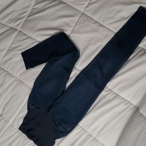 Over the tummy dark wash maternity jeans. X-SMALL
